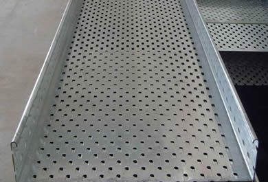 A perforated type large span cable tray has good ventilation property to lay cables