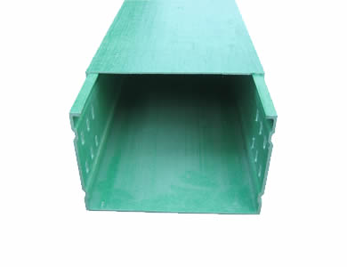 A green FRP channel type cable tray with a cover on top protects cables inside and the holes on both rails provide ventilation for cables